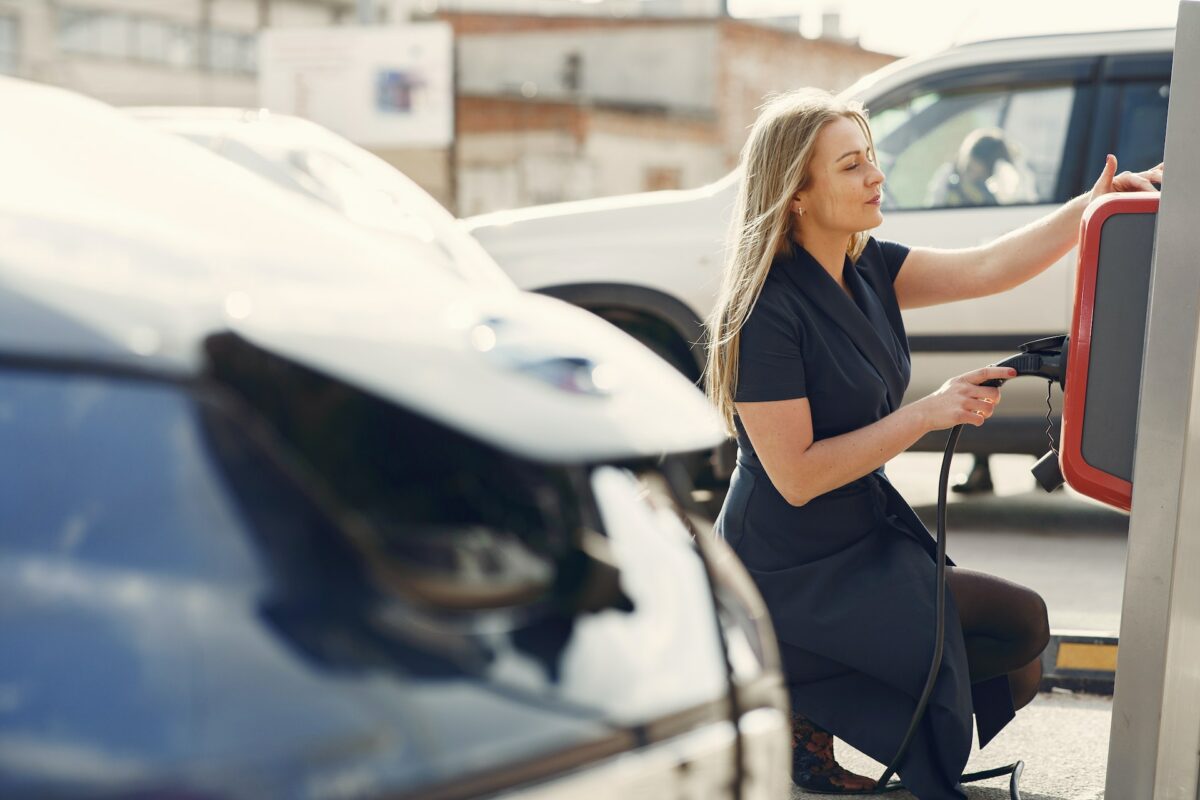 Professions libérales : pourquoi opter pour une voiture électrique