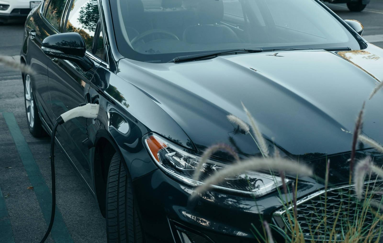 Louer une voiture électrique en courte durée n'a jamais été aussi simple