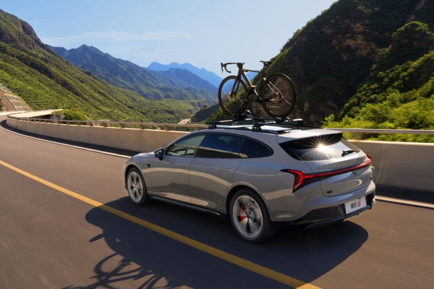 Révolution dans l'industrie automobile : Cette voiture éle