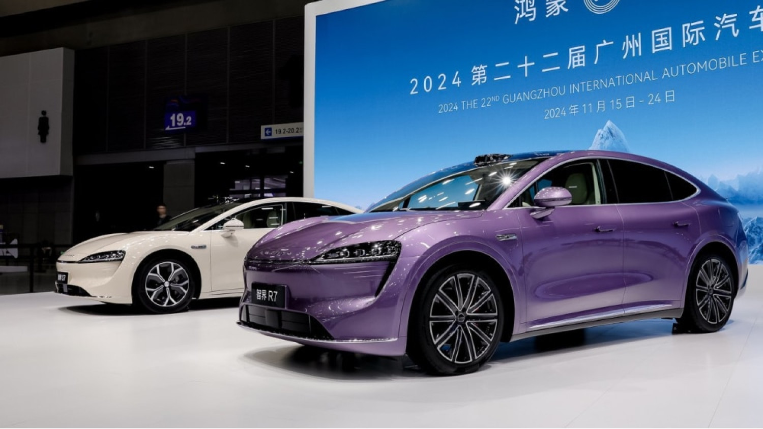 Huawei dévoile son SUV électrique inattendu : un hybride d