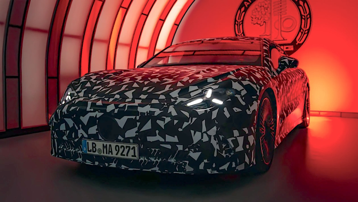 Mercedes-AMG dévoile sa première super berline électrique