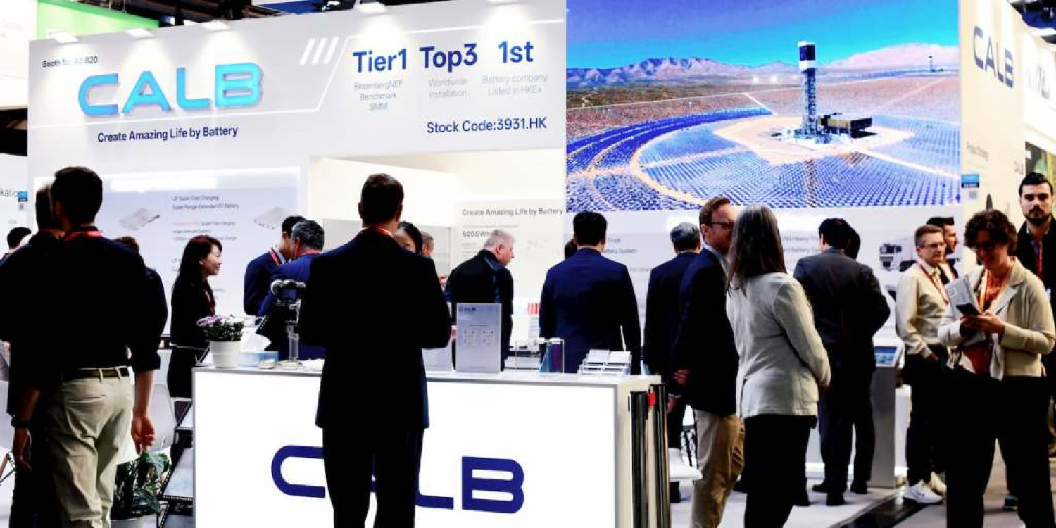 Les batteries semi-solides débarquent dans les camions et l