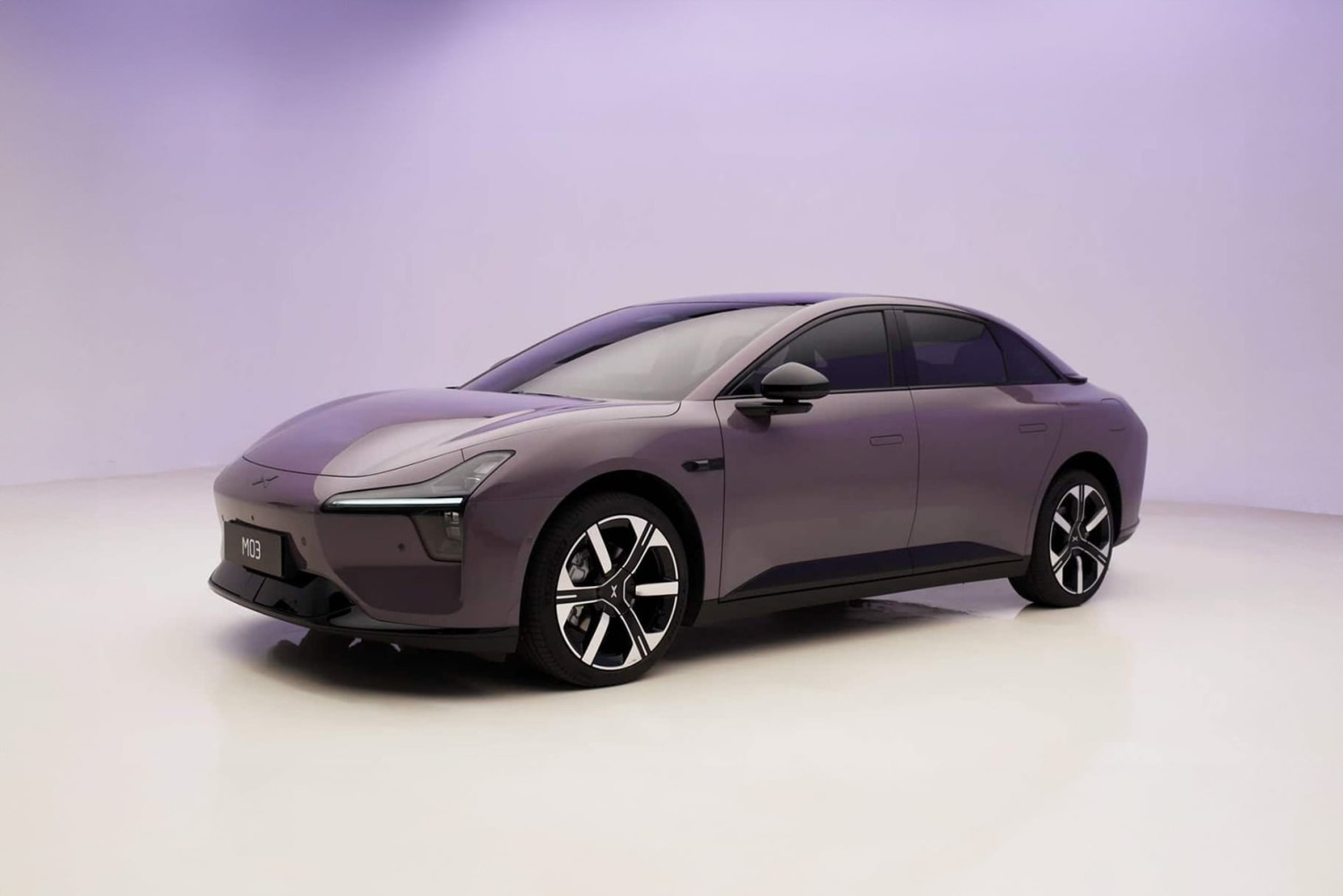 L'essence à 2 € transforme les constructeurs chinois en c