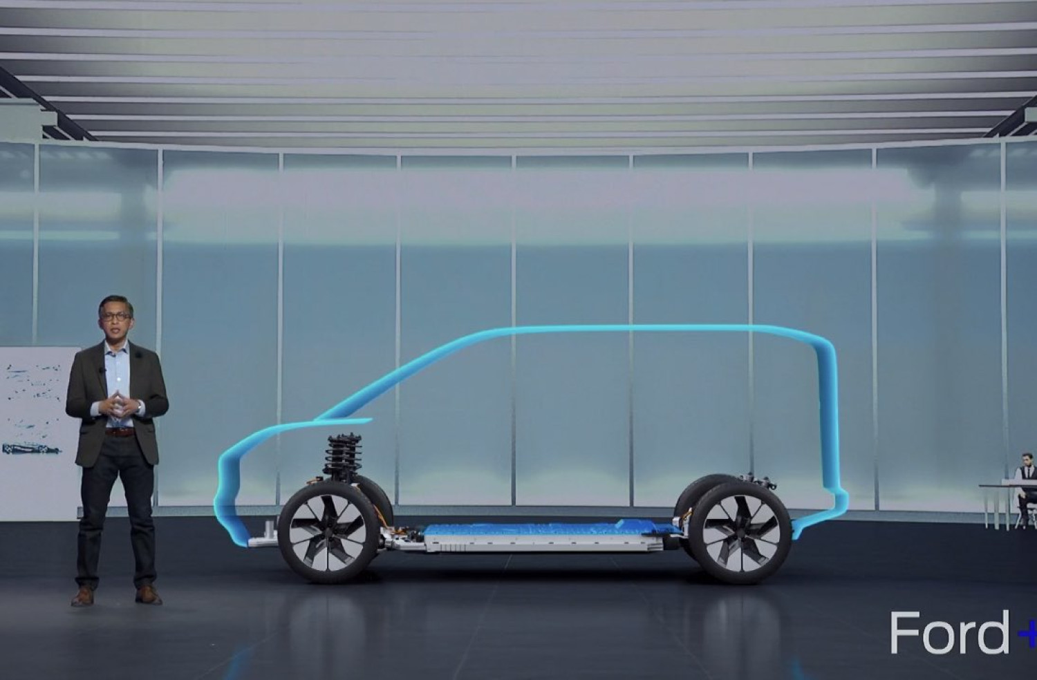 Ford promet une électrique abordable face aux Tesla Model 3