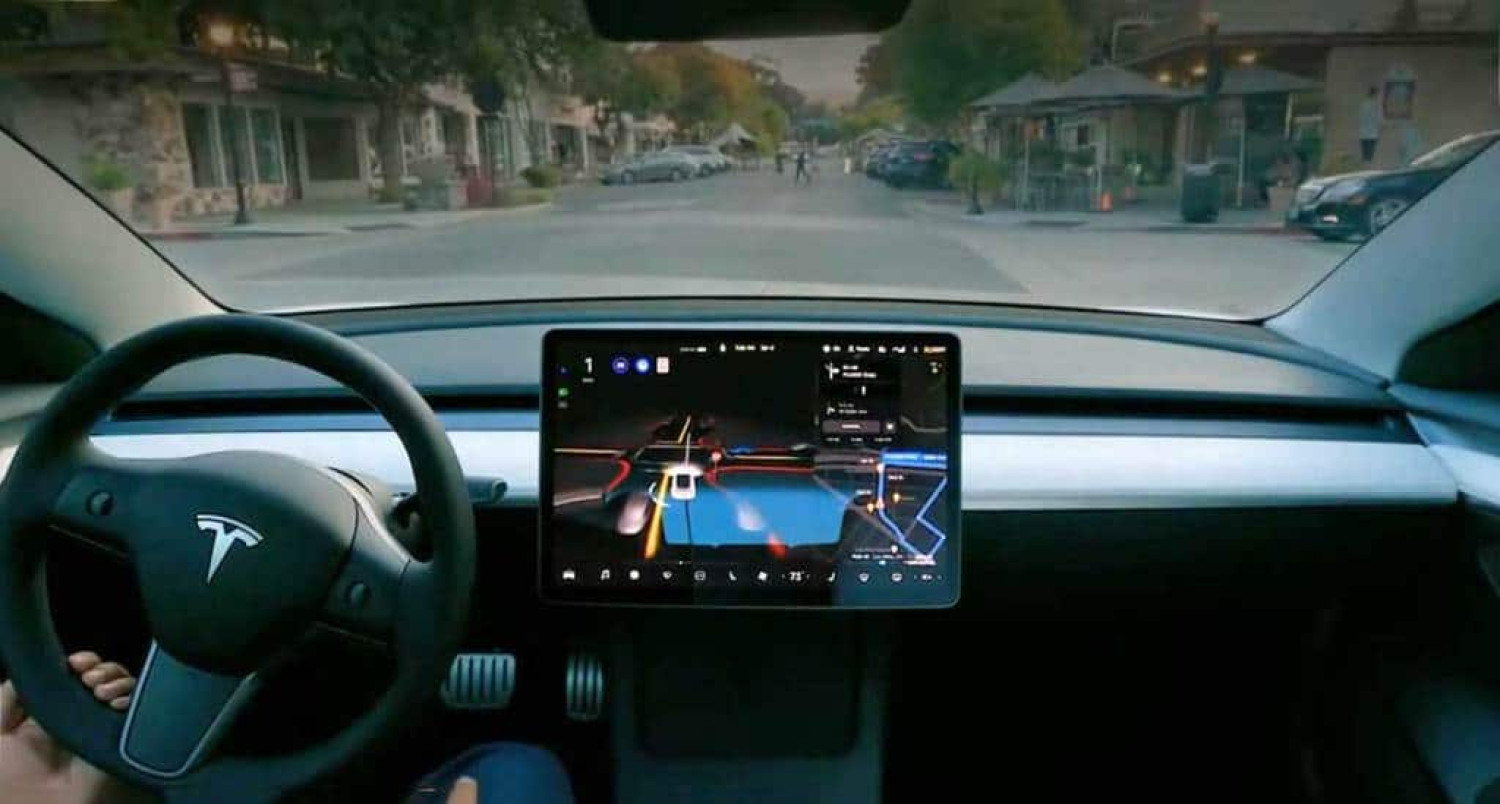 Tesla FSD V14 pour les propriétaires HW3 : une promesse flo