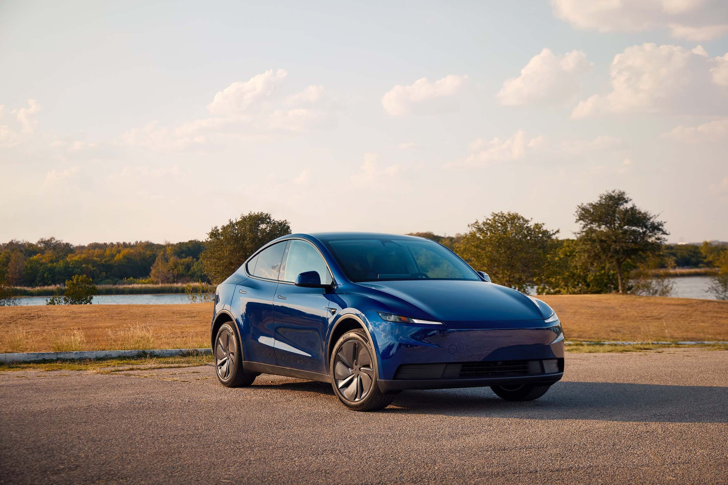 Tesla prépare un SUV compact électrique pour reconquérir