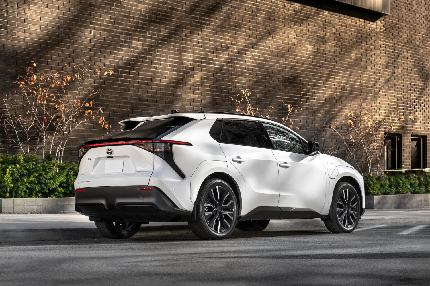 Toyota bZ : ce SUV électrique dépasse de 27 km son autonom