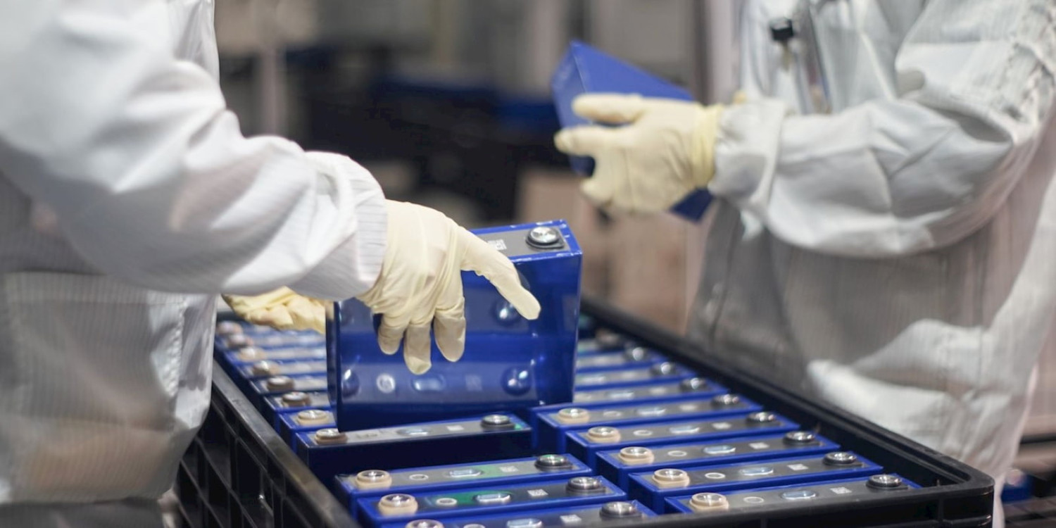Batteries solid-state à 500 Wh/kg : Ganfeng Lithium franchi