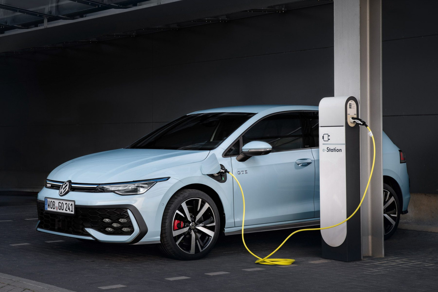 La Golf électrique de Volkswagen repoussée à 2030 : ce qu