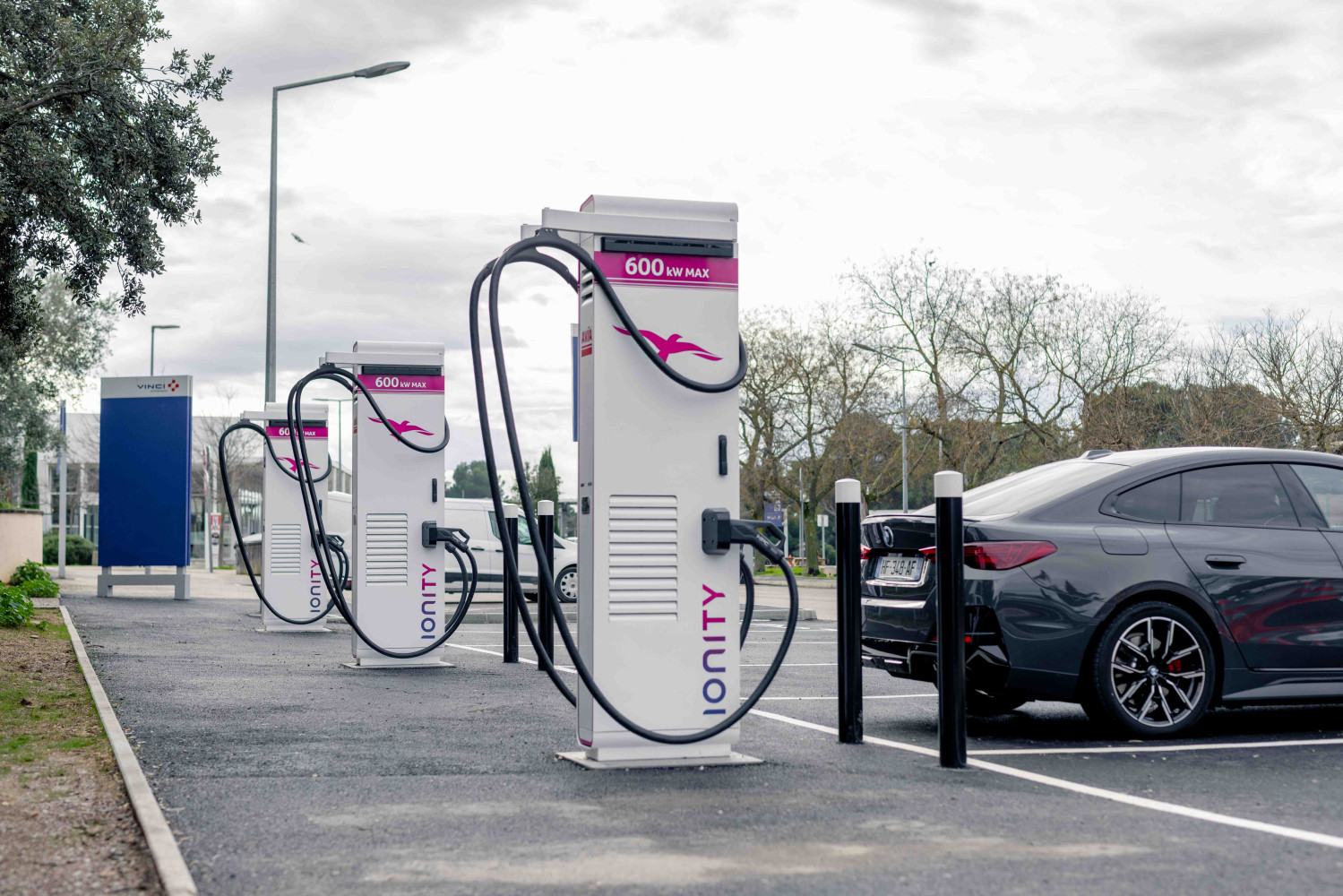 Recharge électrique : Que Choisir dénonce une jungle tarif