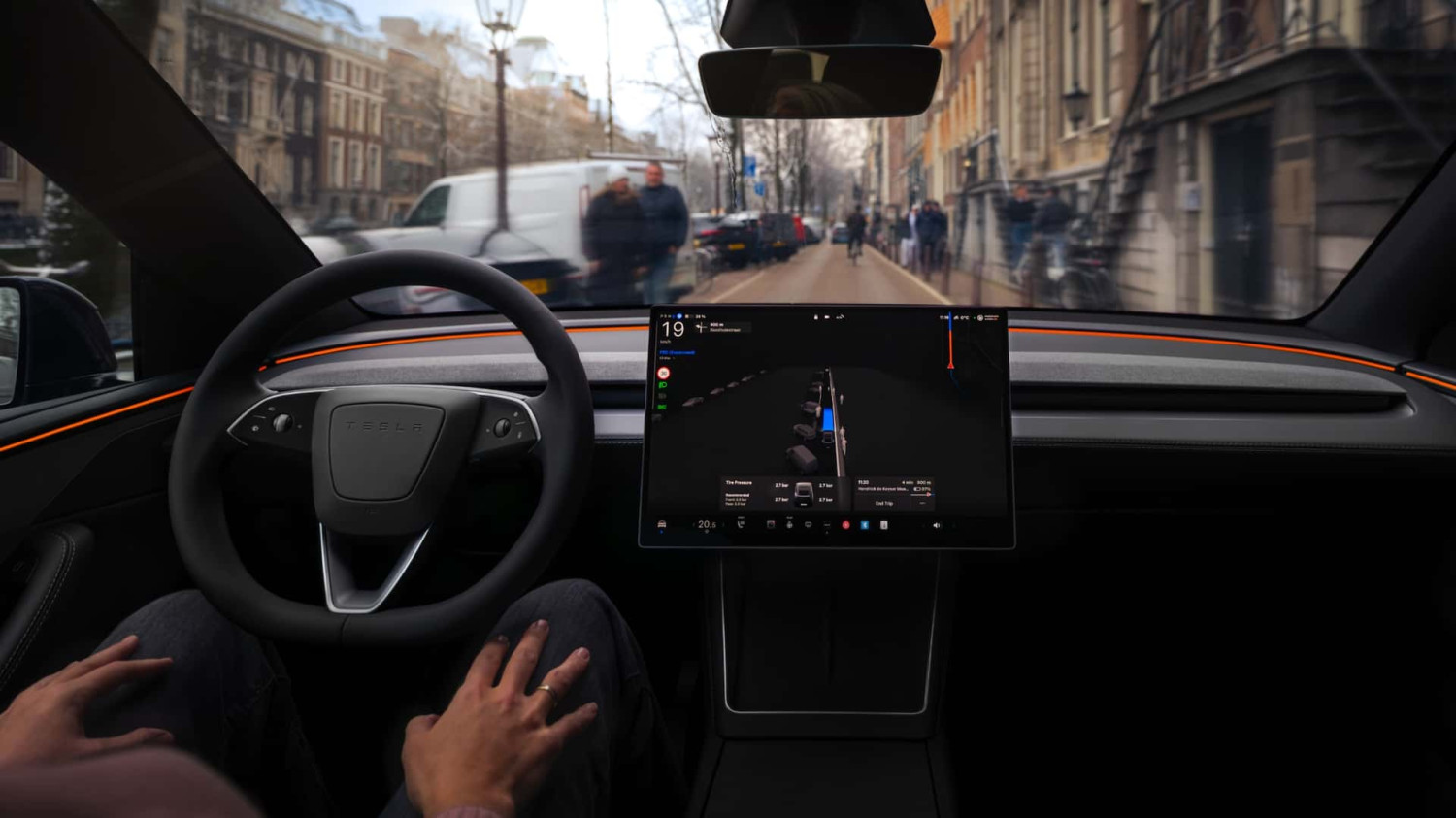 Tesla abandonne la vente définitive du Full Self-Driving en