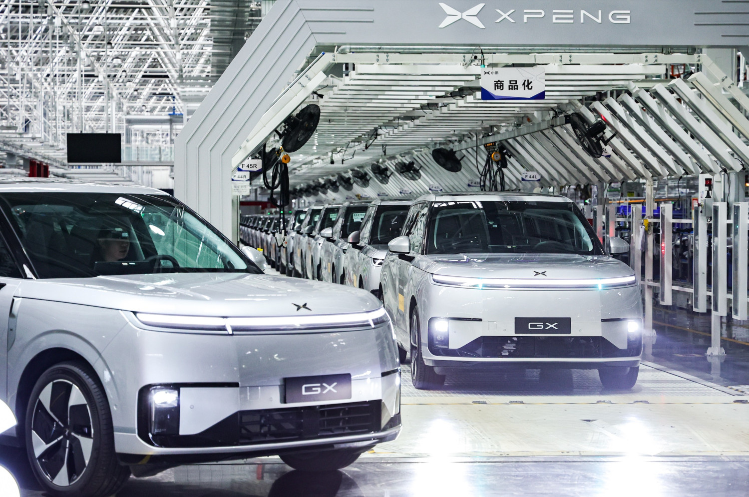 XPeng lance son premier robotaxi en série : que vaut vraime