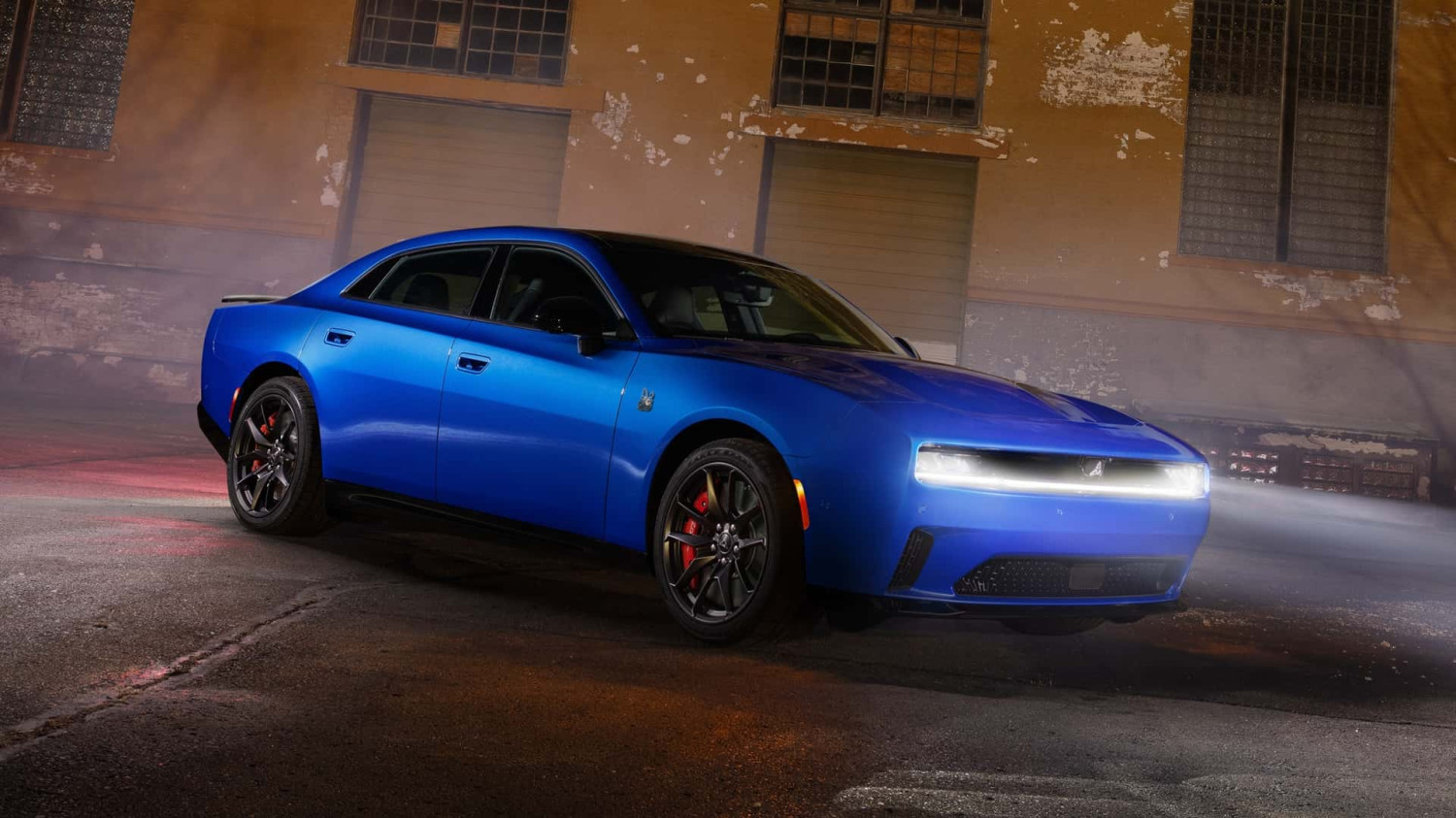 La Dodge Charger Daytona électrique débarque en Europe : b