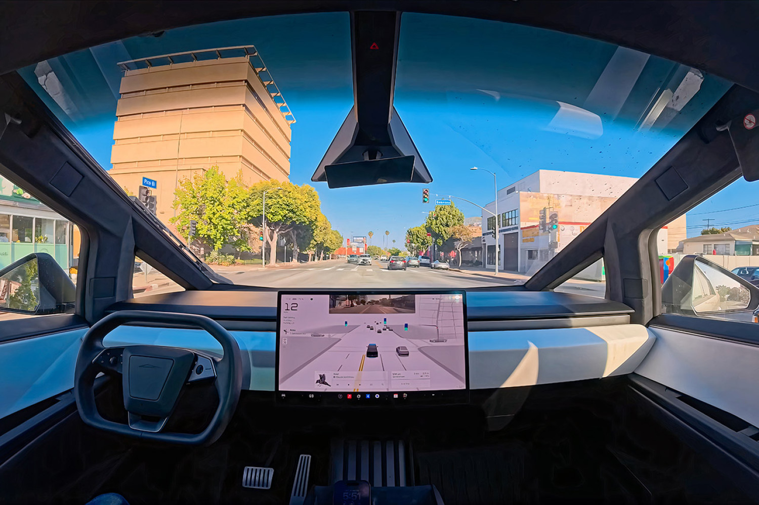 Tesla FSD : des nouveautés séduisantes, mais la vraie cond