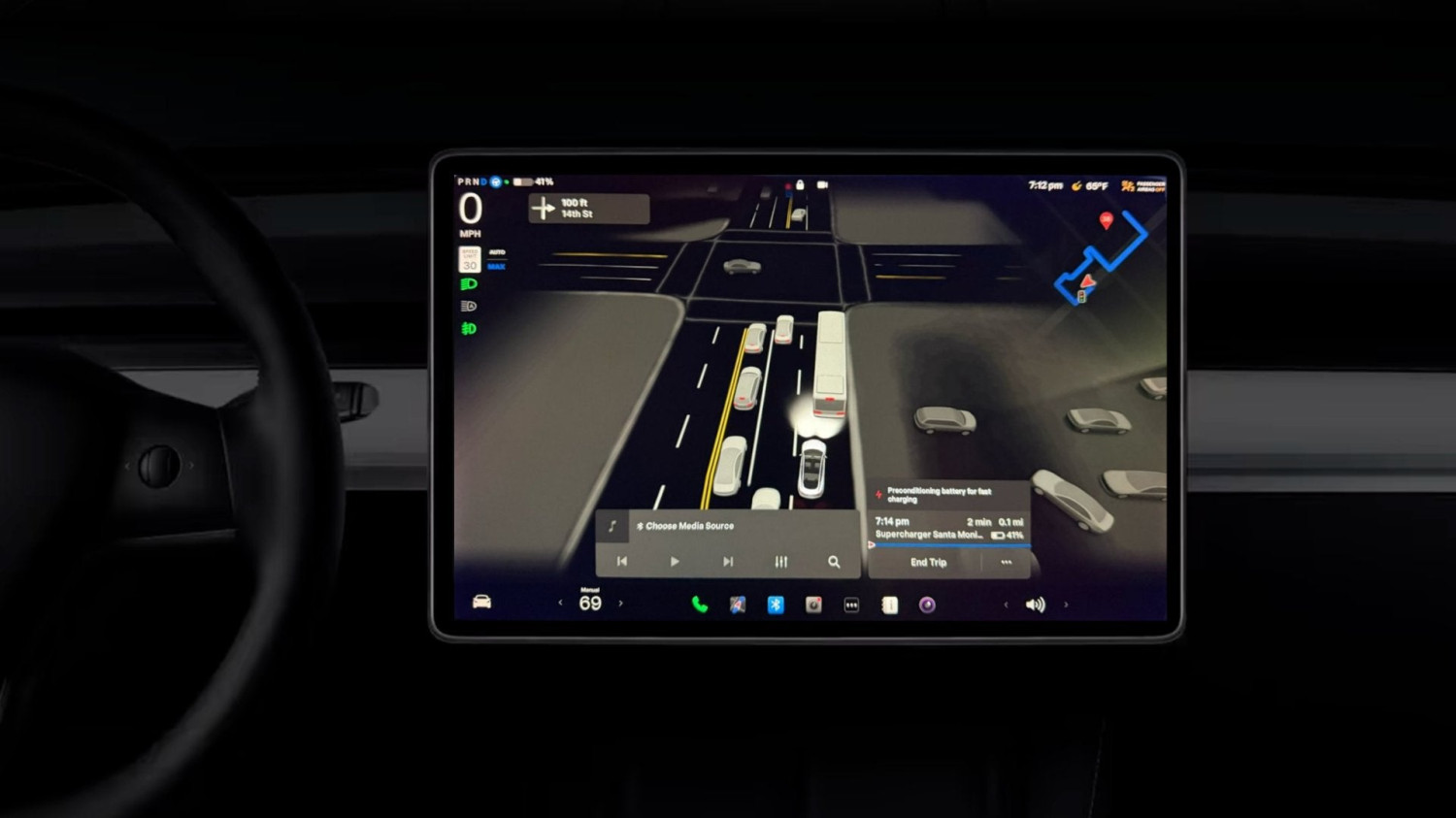 Tesla FSD en Europe : la fonction Speed Offset pourrait frei