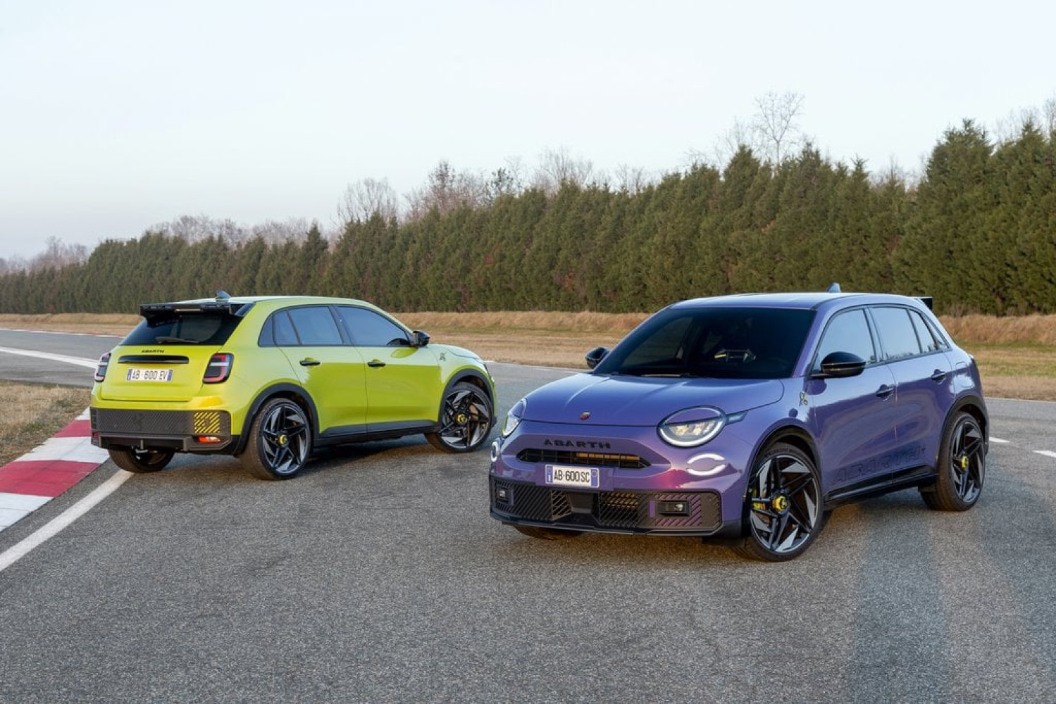 Abarth brade ses électriques : jusqu'à 8 000 € de remise