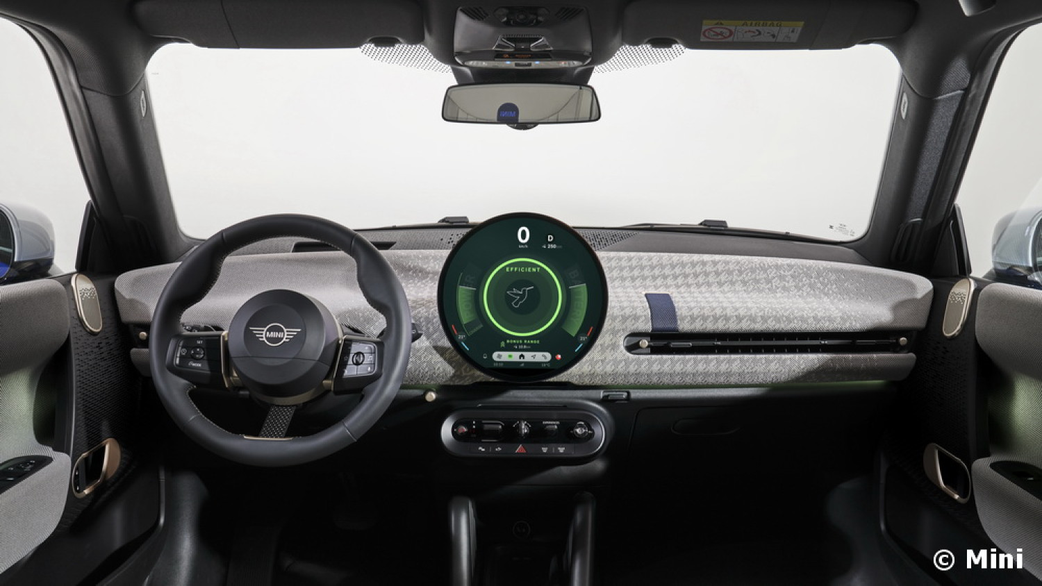 Mini Cooper électrique : traction abandonnée, design R50,