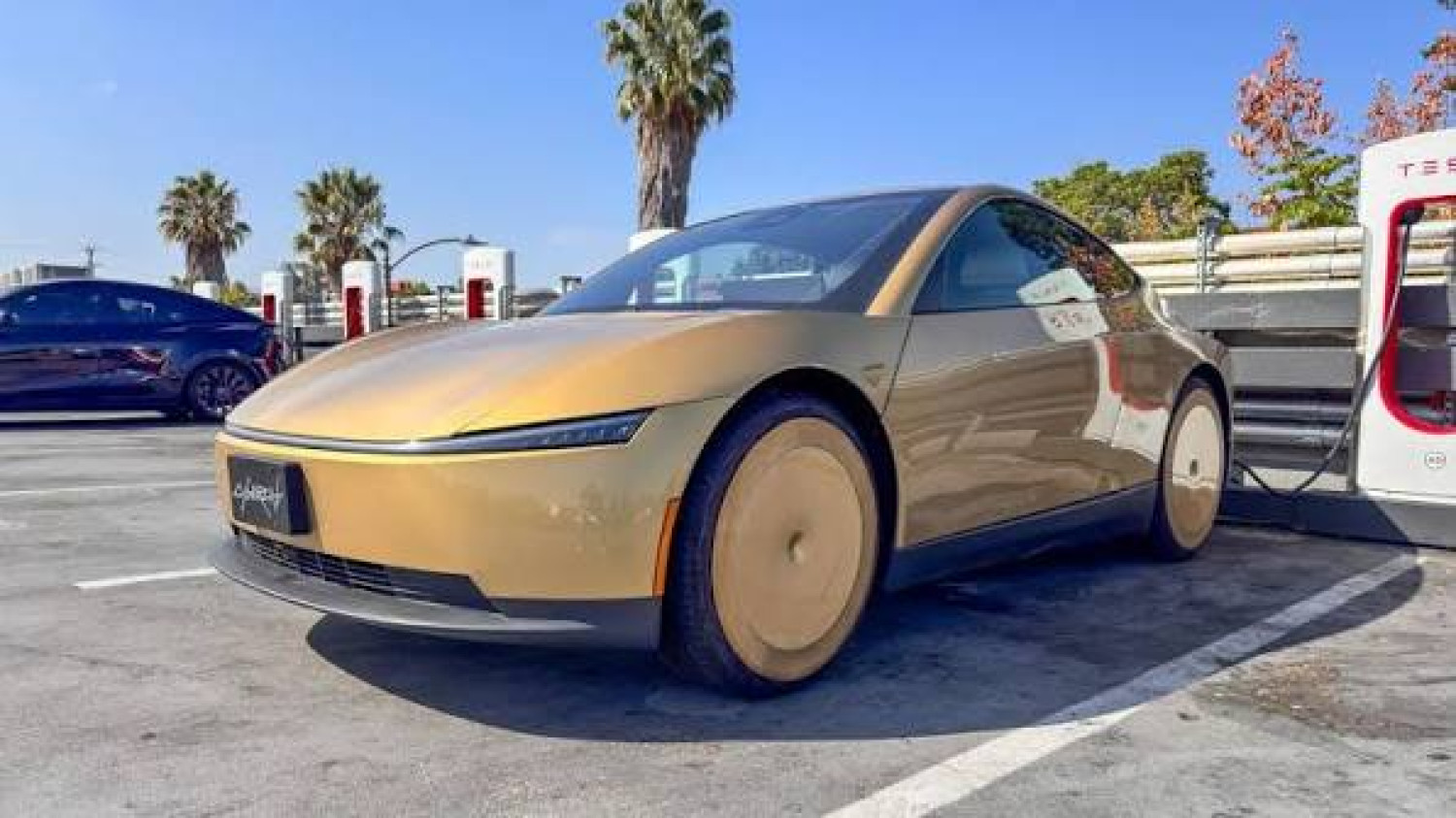 Tesla Cybercab : lancement imminent à Austin, mais le servi