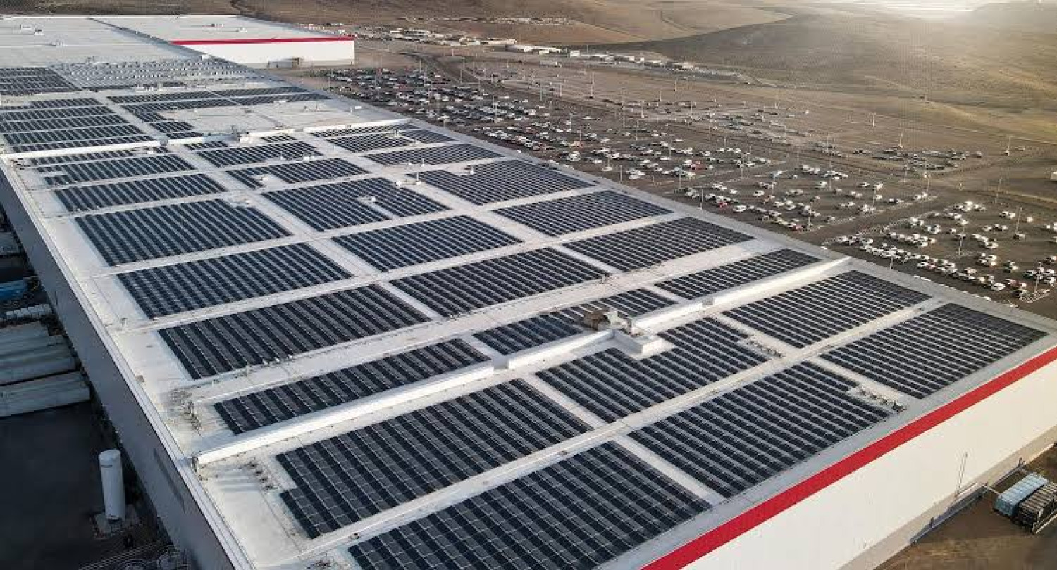 Tesla veut construire une méga-usine solaire au Texas pour