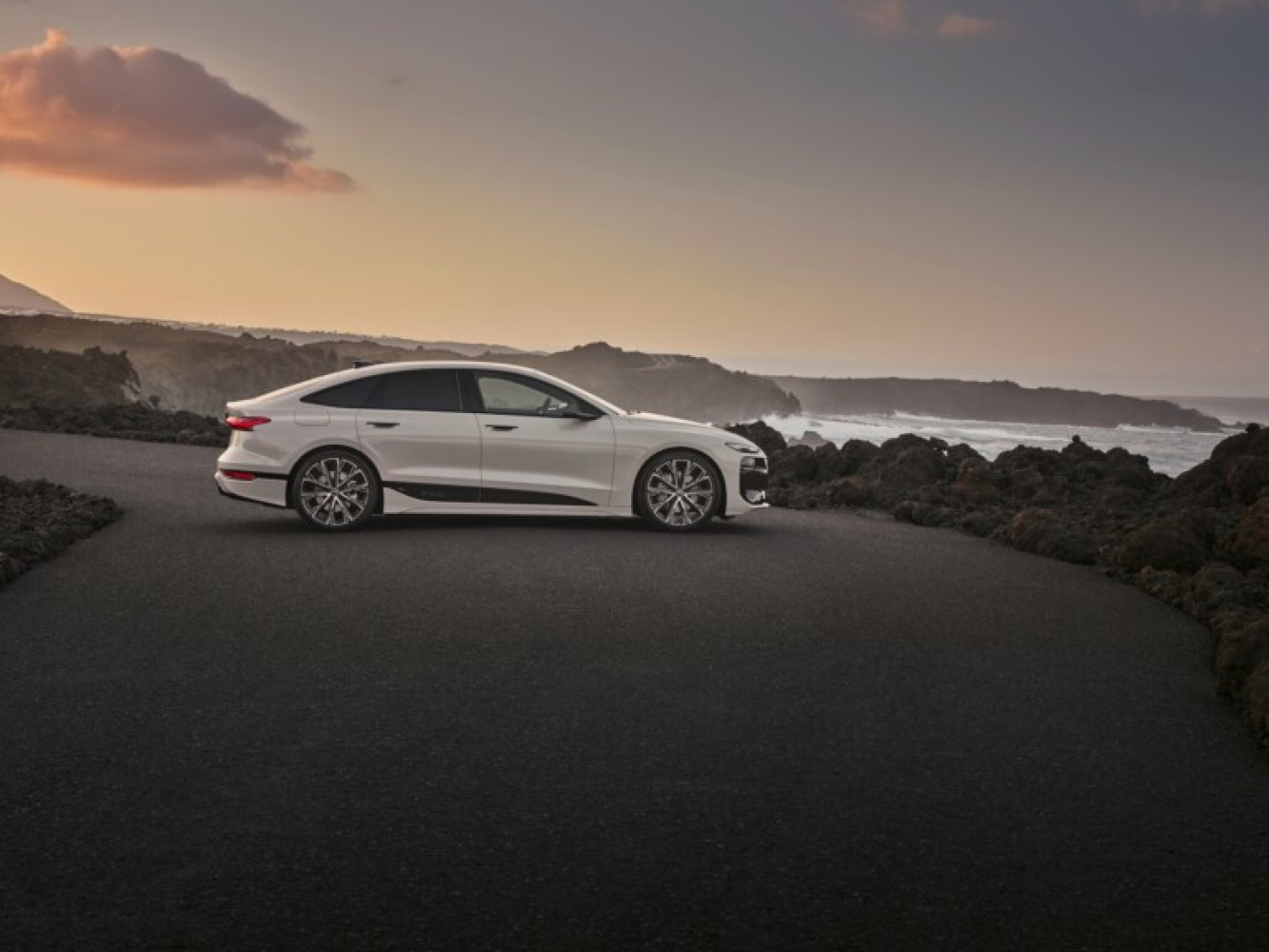 Audi A6 Sportback e-tron : 1 338 km avec une seule charge, c