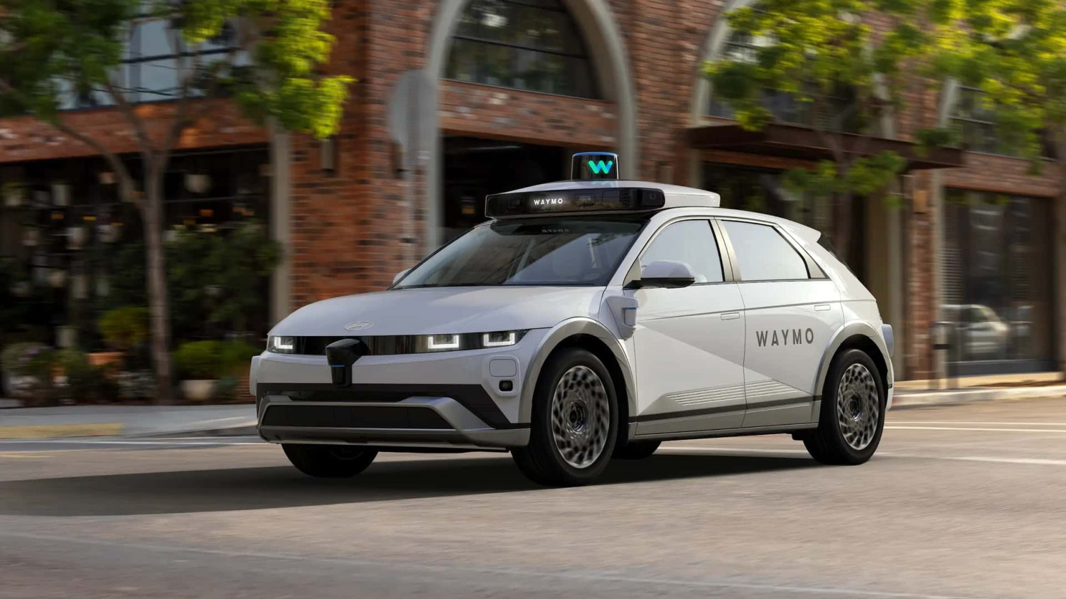 Hyundai mise sur les robotaxis Waymo pour contourner le rale