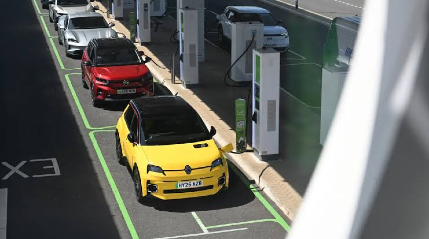 Les ventes de voitures électriques en Europe explosent : 30