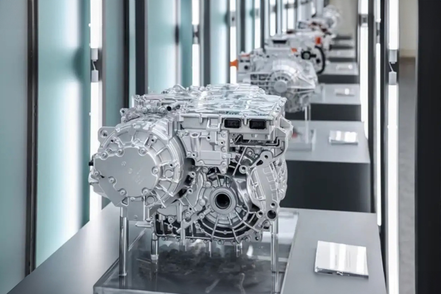 Réparer un moteur électrique pièce par pièce : ZF change