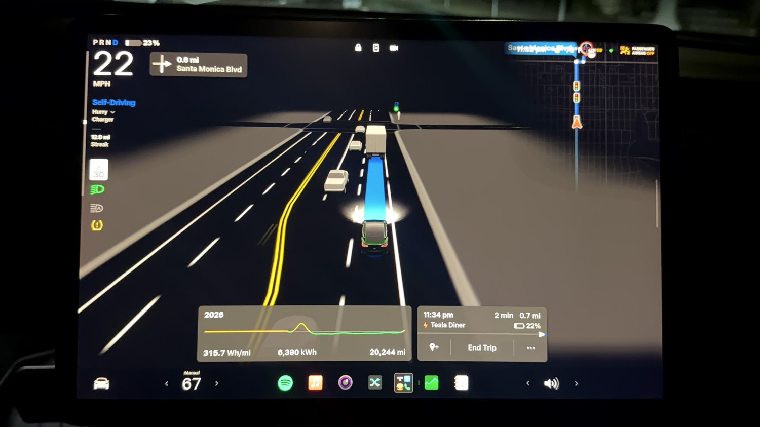 Tesla FSD en Europe : comment le constructeur met la pressio