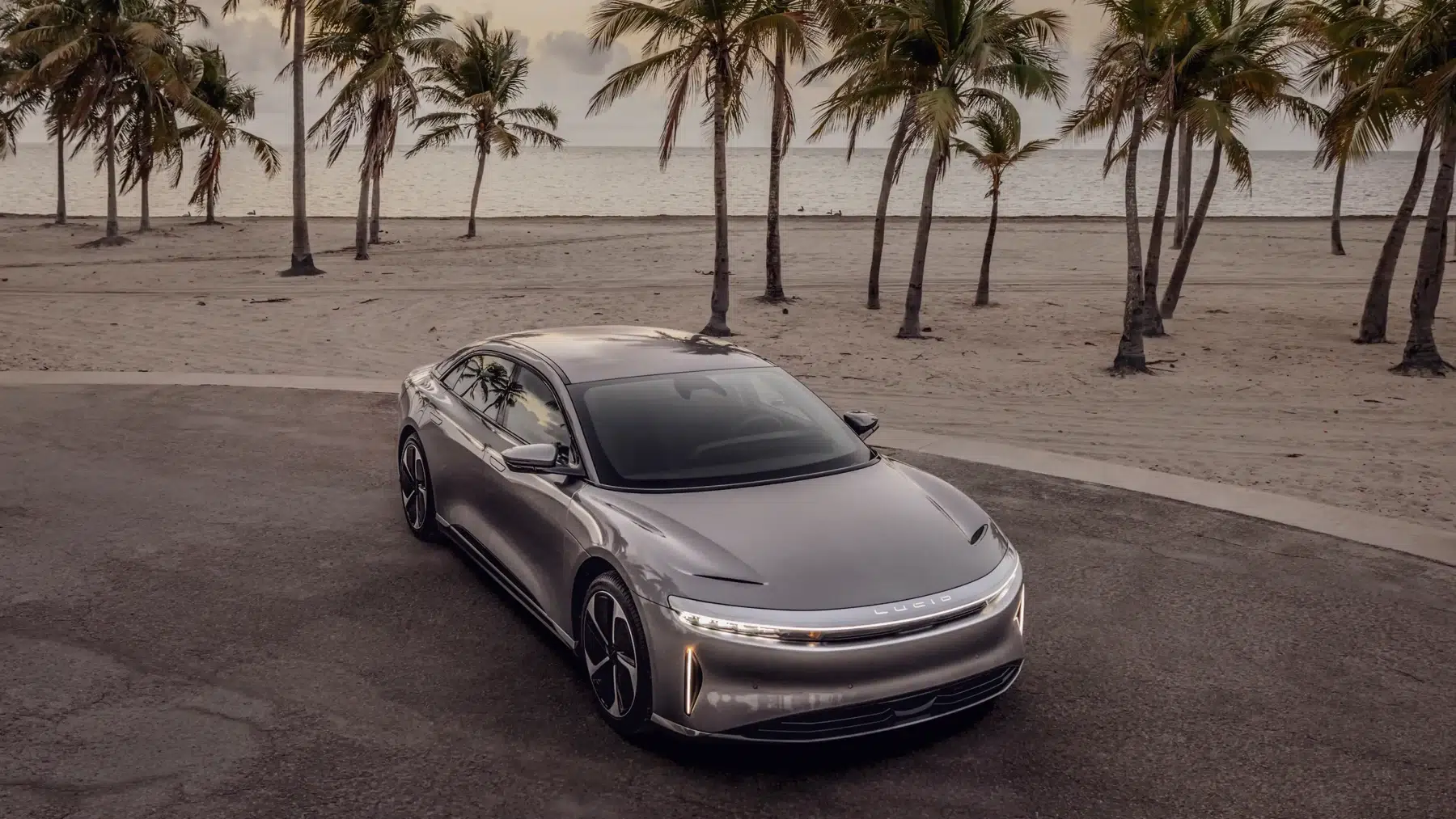 Lucid Air : vue avant de trois quarts
