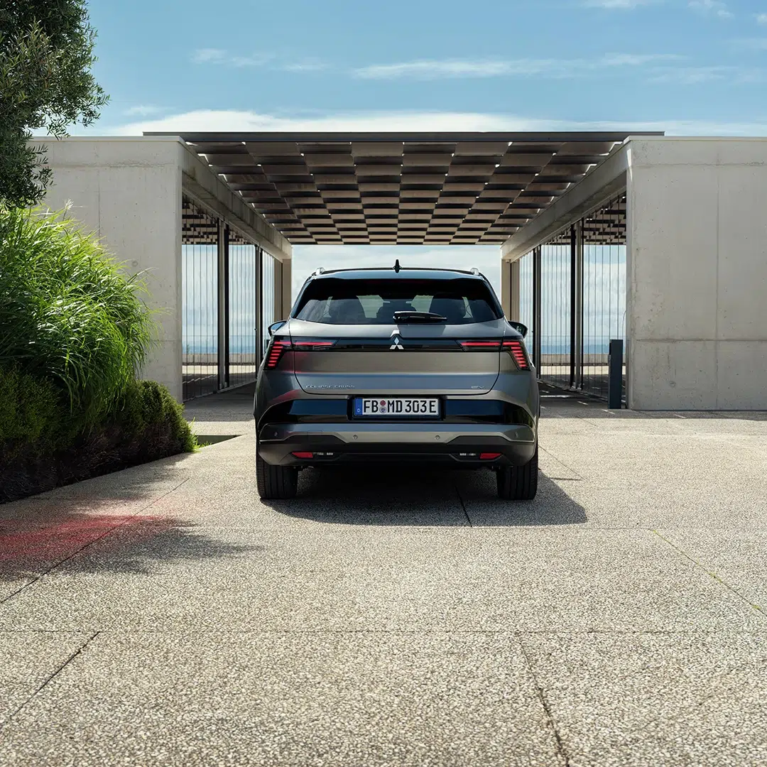 Mitsubishi Eclipse Cross électrique : vue arrière