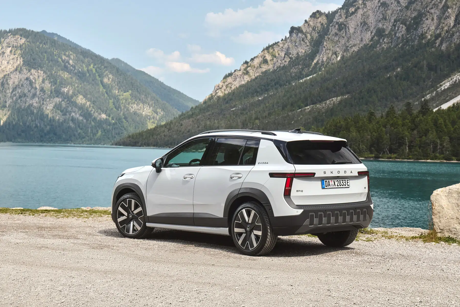 Škoda Epiq : vue arrière trois quarts