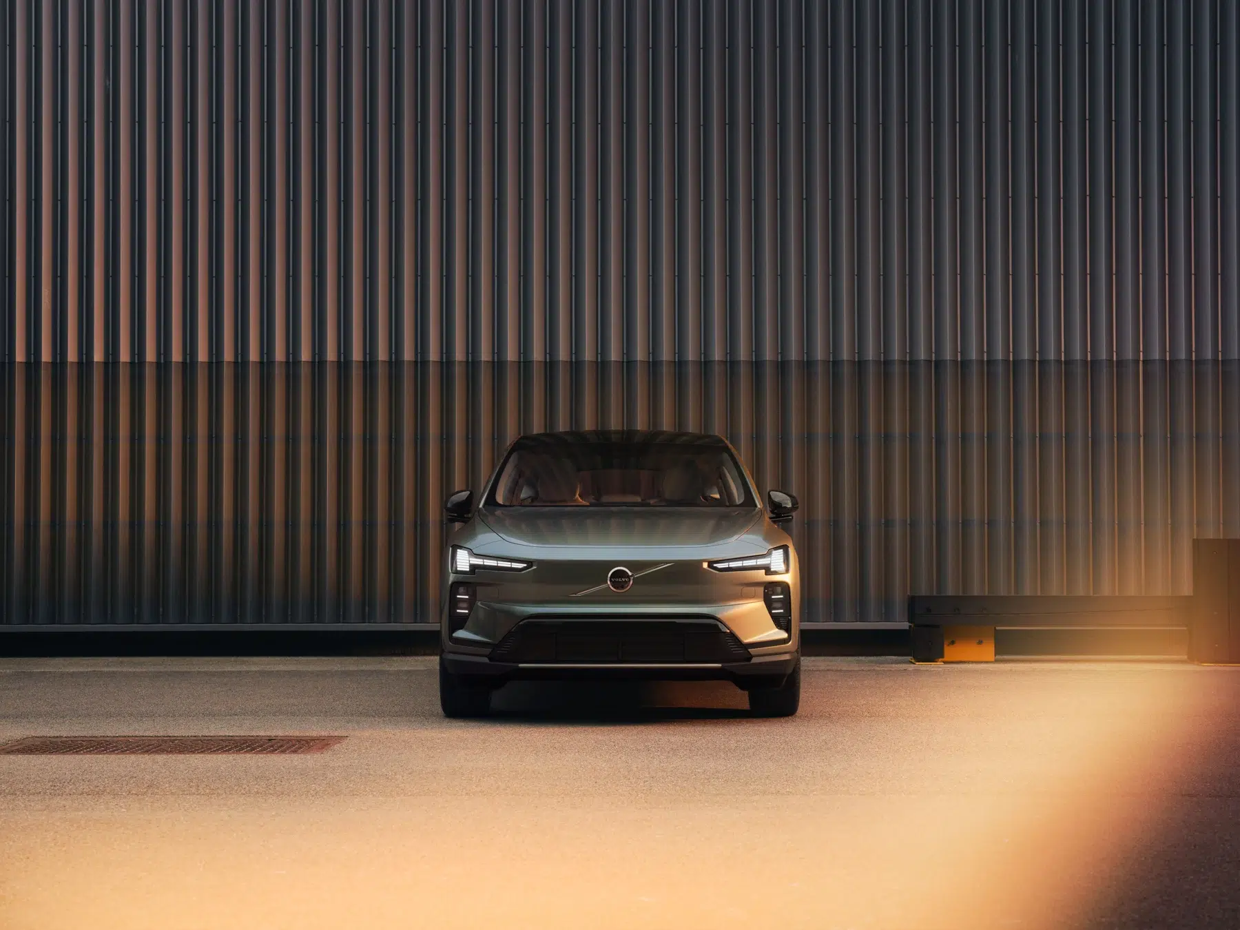 Volvo EX60 : vue avant
