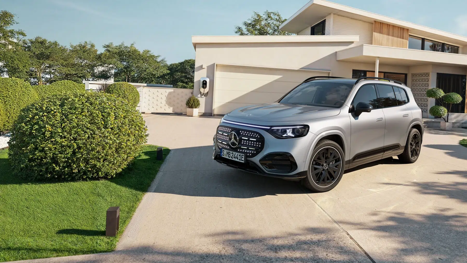 Mercedes GLB électrique : vue trois quarts avant