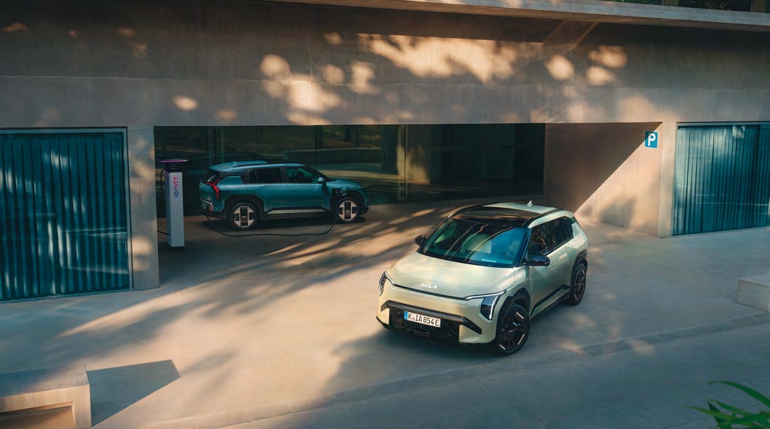 Kia EV3 vu de trois quarts avant