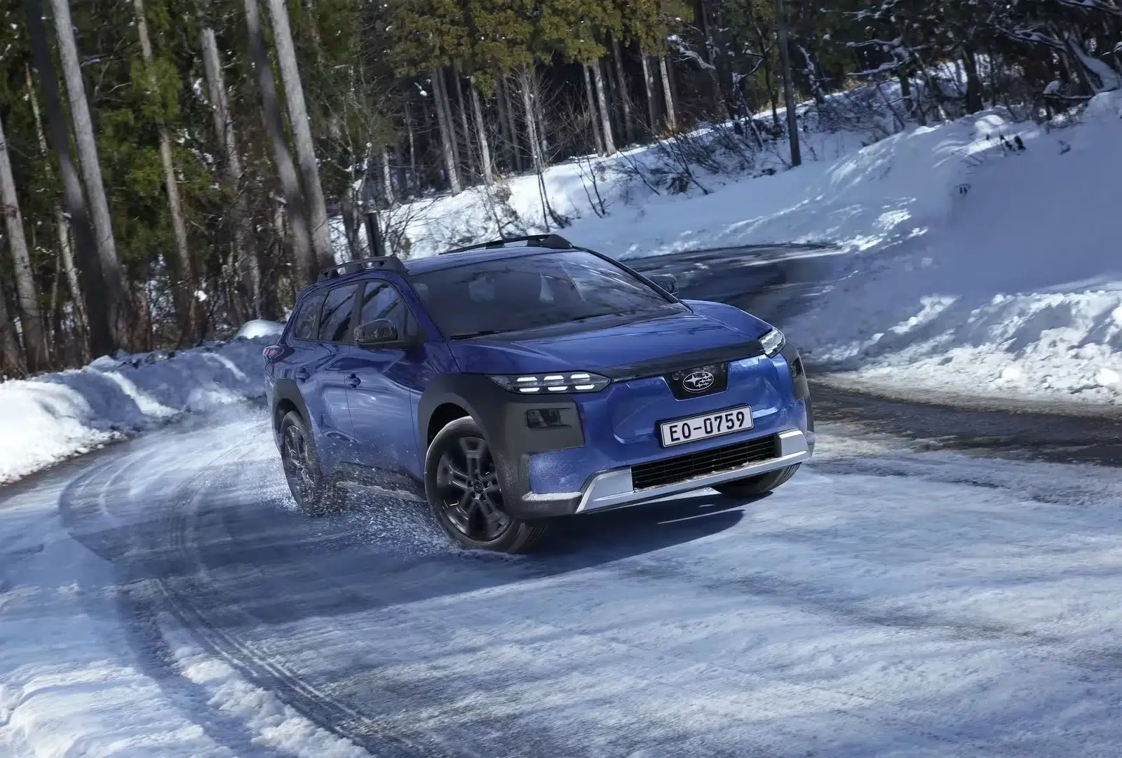Subaru E-Outback : vue arrière sur neige