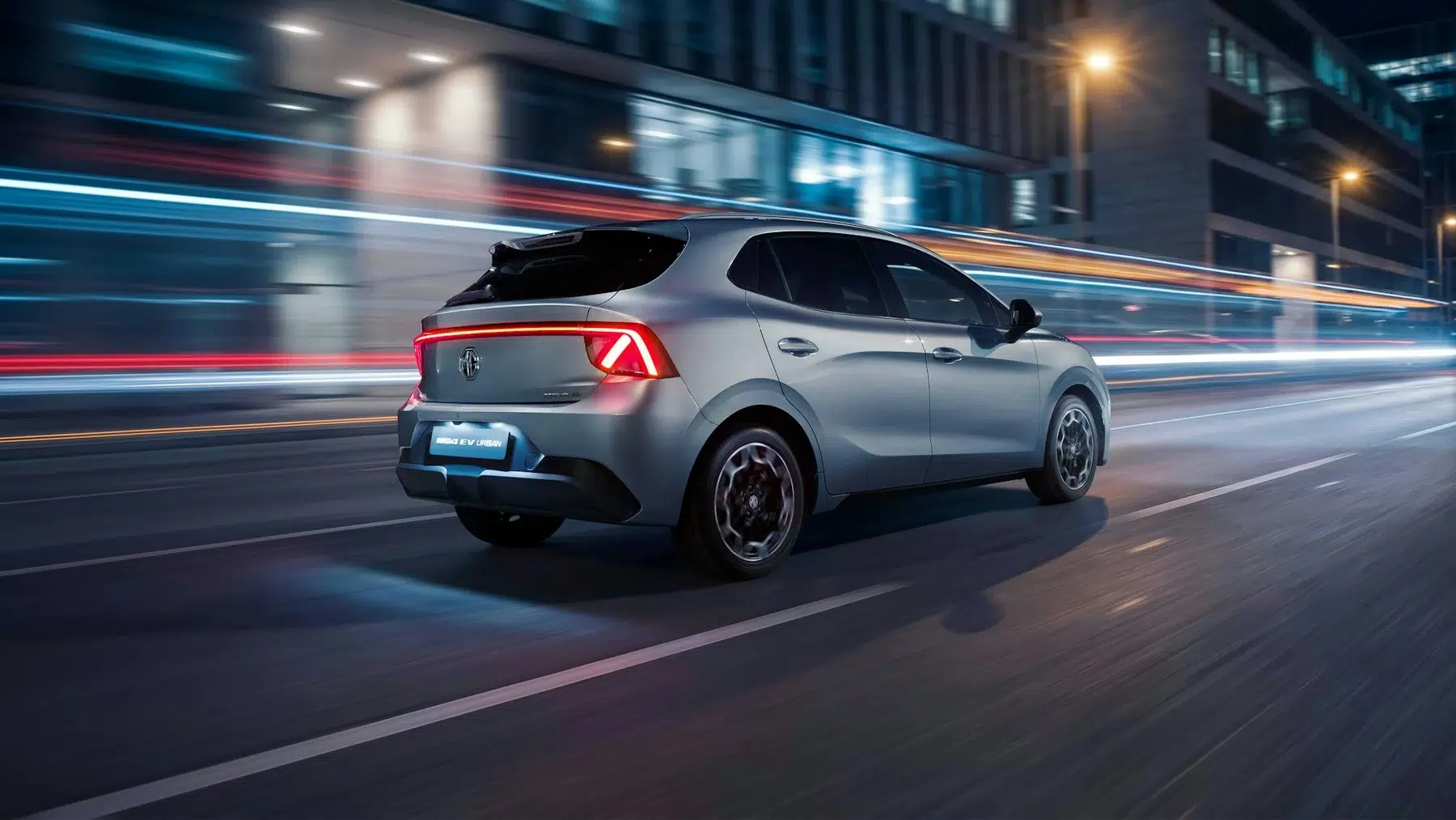 MG4 EV Urban : vue arrière sur route